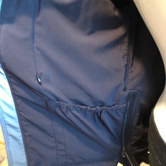 Lululemon reversible jacket size 6 - Picture 4 of 6